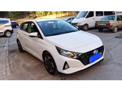 Sahibinden Hyundai i20 1.4 MPI Style 2021 Model