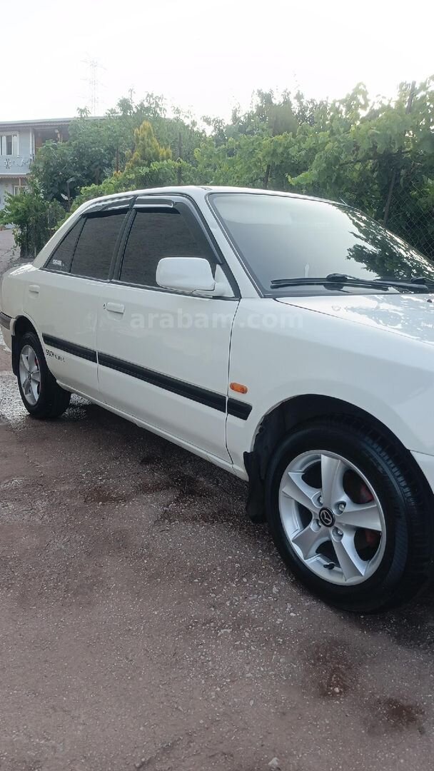 Sahibinden Mazda 323 1.6 GLX 1997 Model 3