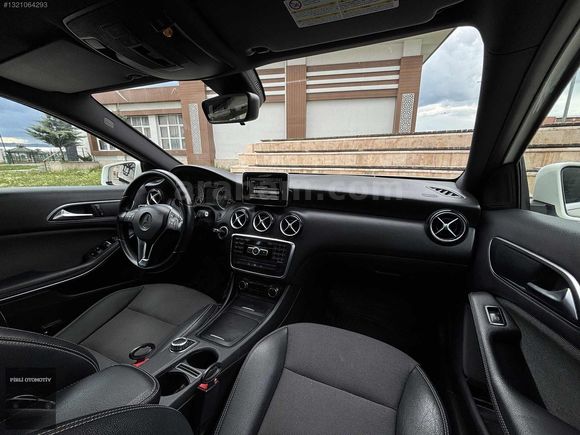 2013 MODEL MERCEDES A 180 STYLE PAKET CAM TAVANLI 155 BİN KM
