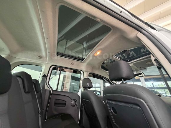 2015 Model CAM TAVANLI RENAULT KANGOO MULTIX EXTREME 1.5 DCI 90 