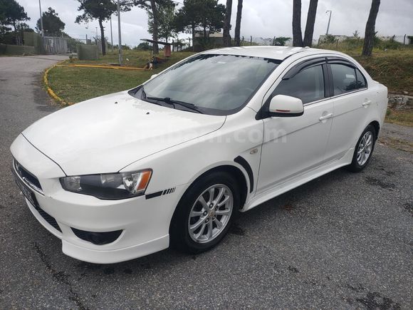 Sahibinden Mitsubishi Lancer 1.6 Invite 2011 Model