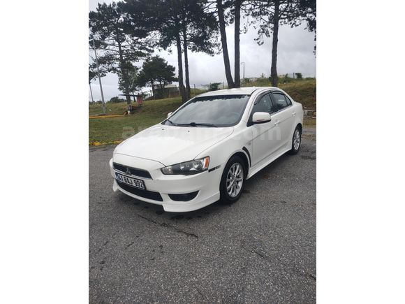 Sahibinden Mitsubishi Lancer 1.6 Invite 2011 Model