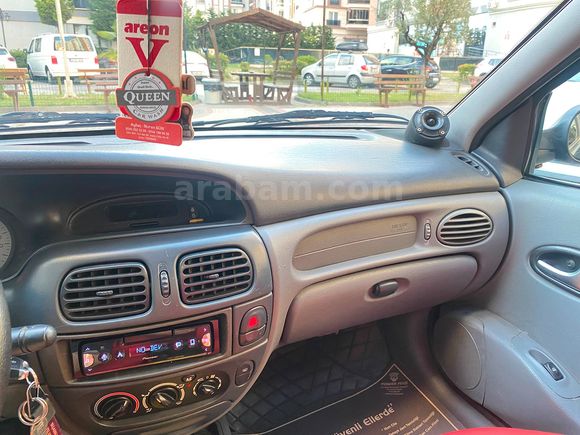 Ustadan Satılık Renault Megane 1.6 Coupe Expression 