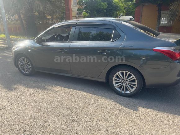 SAHBİNDE AİLE ARACI FULL PAKET 1.6 HDI