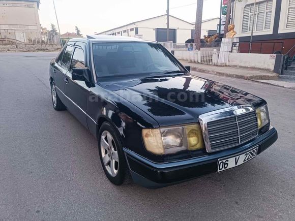 Galeriden Mercedes - Benz 200 E 1989 Model Samsun