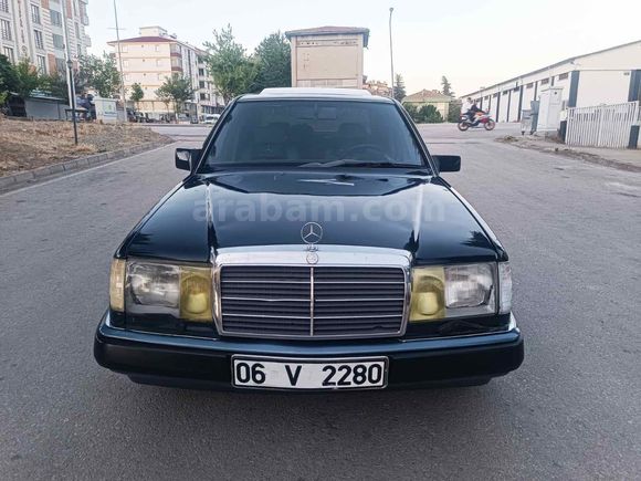 Galeriden Mercedes - Benz 200 E 1989 Model Samsun