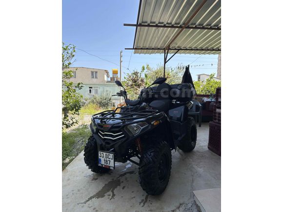 Sıfır ayarında özel üretim Loncin XWolf 300 
