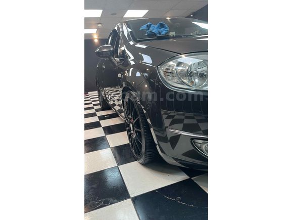 Sahibinden Fiat Linea 1.3 Multijet Emotion Plus 2010 Model 