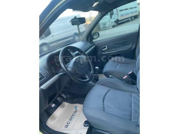 Sahibinden Renault Clio 1.4 Dynamique 2004 Model 