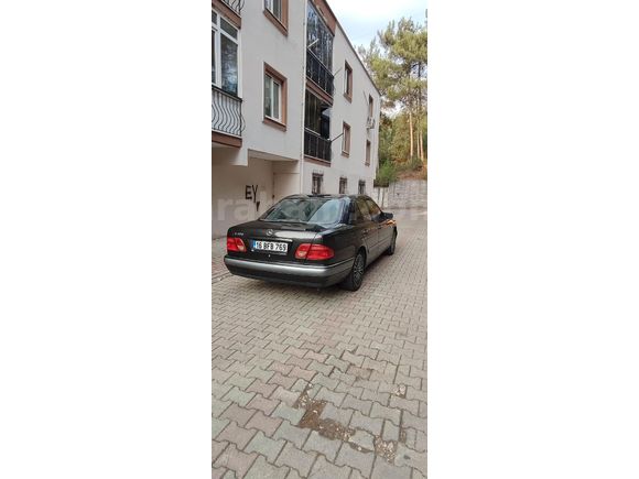 Sahibinden Mercedes - Benz E 200 Avantgarde 1996 Model