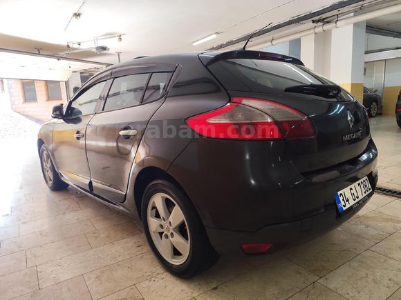 Sahibinden Renault Megane 1.5 dCi Privilege 2012model