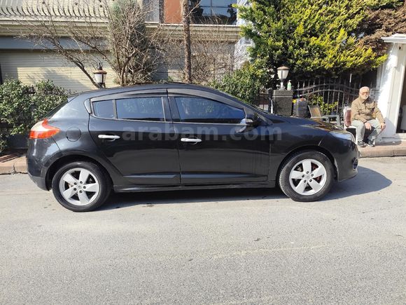 Sahibinden Renault Megane 1.5 dCi Privilege 2012model