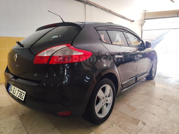 Sahibinden Renault Megane 1.5 dCi Privilege 2012model