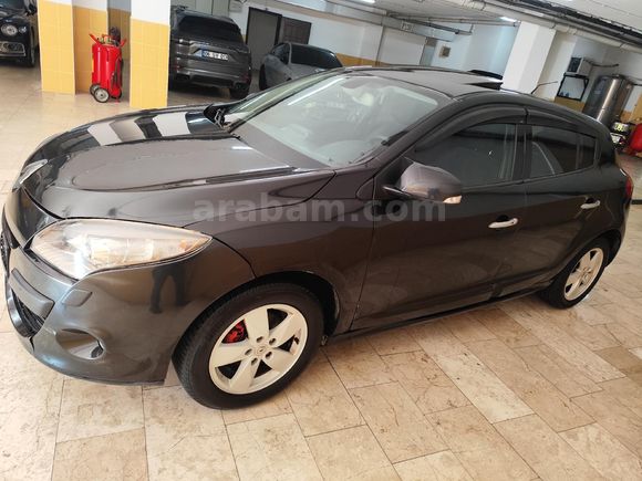 Sahibinden Renault Megane 1.5 dCi Privilege 2012model