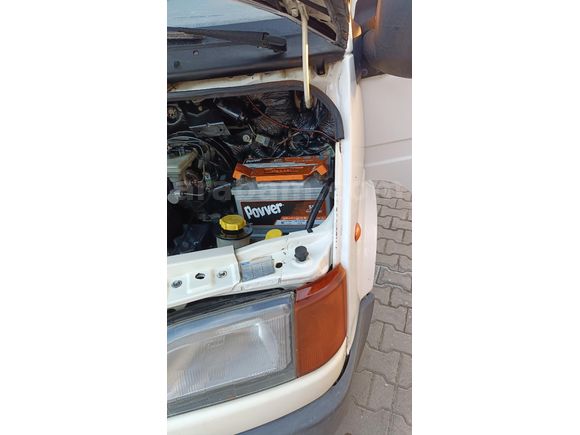 Galeriden Ford Transit 190 V 2000 Model Aydın