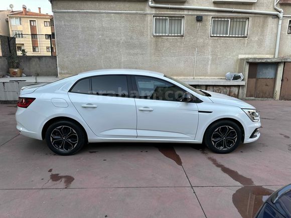 Sahibinden TEMİZ MEGANE GÖRÜŞ PAKETİ OPSİYONLU 