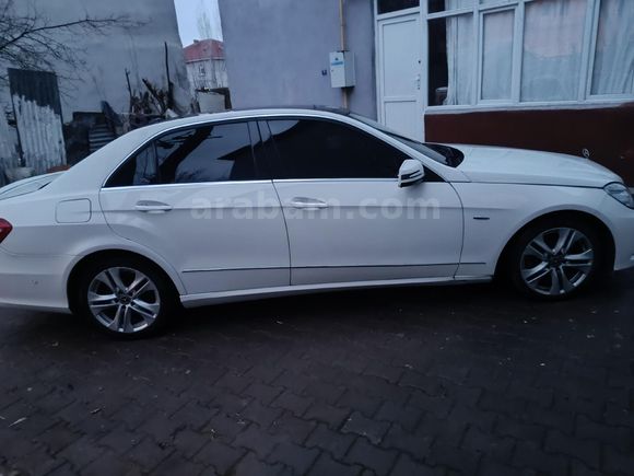 Sahibinden Mercedes - Benz E 220 CDI BlueEFFICIENCY 2012 Model