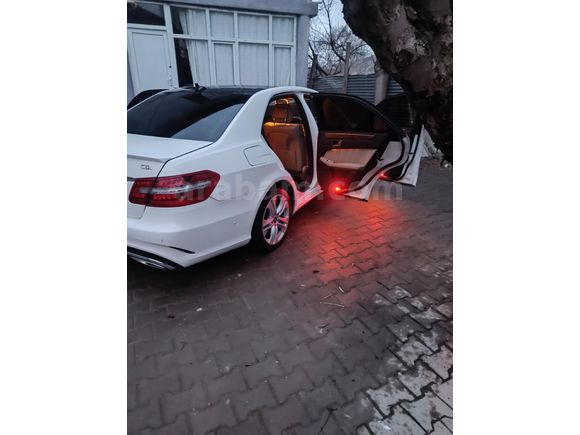 Sahibinden Mercedes - Benz E 220 CDI BlueEFFICIENCY 2012 Model