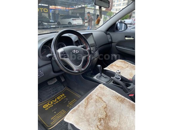 Sahibinden Hyundai i30 1.6 CRDi Mode 2011 Model 