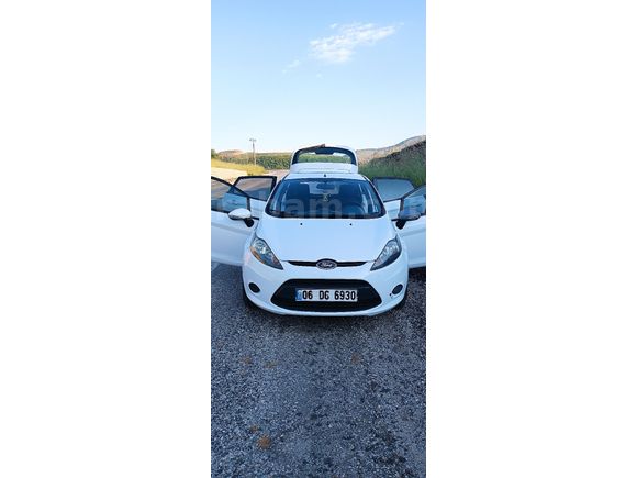 Sahibinden Ford Fiesta 1.4 TDCi Trend 2011 Model