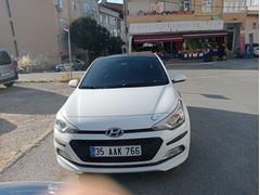 2017 CAM TAVAN ÇOK TEMİZ HYUNDAİ İ20 ELİTE SMART EN FULL PAKET