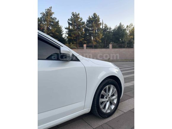Sahibinden Skoda Octavia 1.6 TDI Style 2018 Model 
