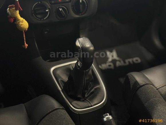| UNIQ AUTO | 2023 CİTROEN C3 1.2 G.GÖRÜŞ CAR PLAY BOYASIZ