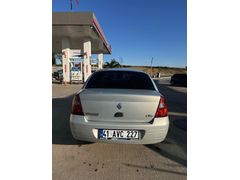 Temiz  Safkan Benzinli  Clio