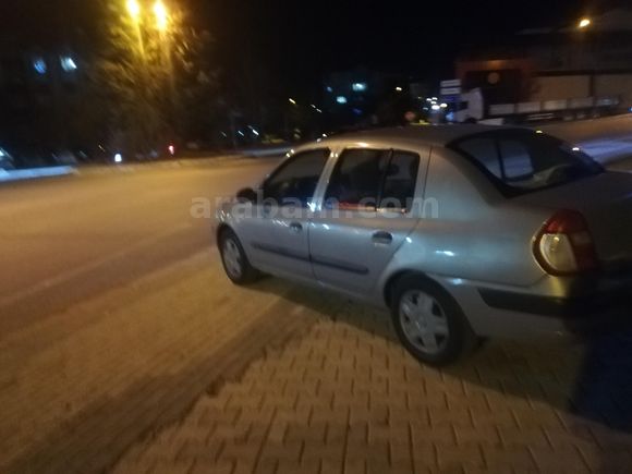 Sahibinden Renault Clio 1.4 Alize 2005 Model