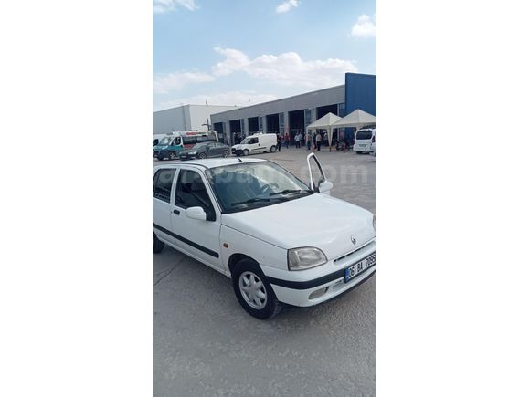 Sahibinden Renault Clio 1.4 RTA 1998 Model