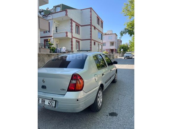 Sahibinden Renault Clio 1.4 RN 2001 Model