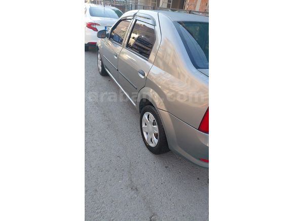 Sahibinden Dacia Logan 1.4 Ambiance 2011 Model