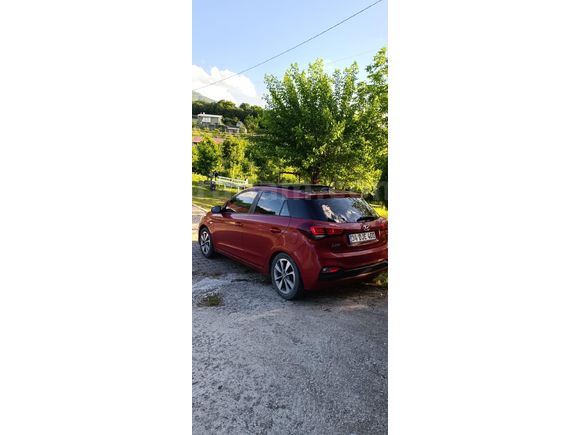 MAKYAJLI KASA DÜŞÜK KM'Lİ İ20