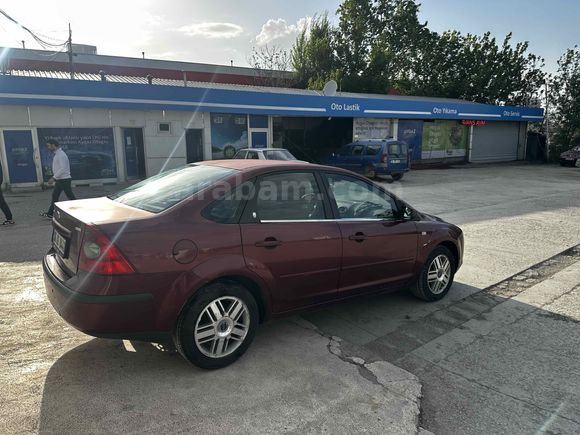 Sahibinden Ford Focus 1.6 TDCi Ghia 2005 Model 
