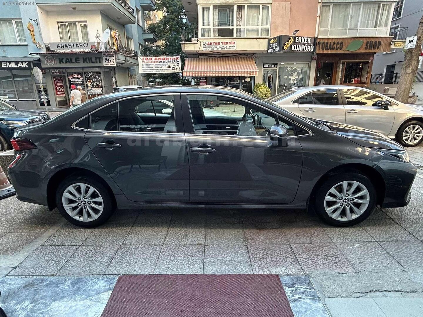 Galeriden Toyota Corolla 1.8 Hybrid Dream 2023 Model Ankara 95.000 km Gri 5