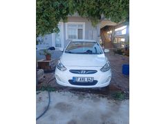 Sahibinden Hyundai Accent Blue 1.6 CRDI Mode Plus 2012 Model  305.000 km Beyaz