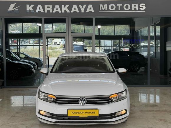 Galeriden Volkswagen Passat 1.4 TSi BlueMotion Trendline 2016 Model Burdur