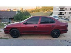 Sahibinden Renault Megane 1.6 RTA 1998 Model  196.000 km Bordo