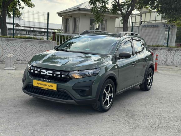Dacia Sandero Stepway 1.0 Tce Essential 2023 Model İzmir