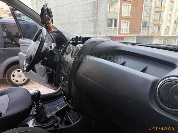 2017 ÇIKIŞLI DACİA DUSTER 110HP LAUREATE LOOK İLK SAHİP 4*2