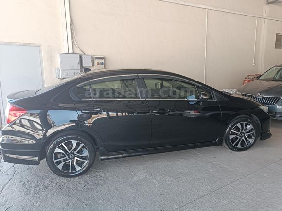 Sahibinden Honda Civic 1.6i VTEC Black Edition 2015 Model