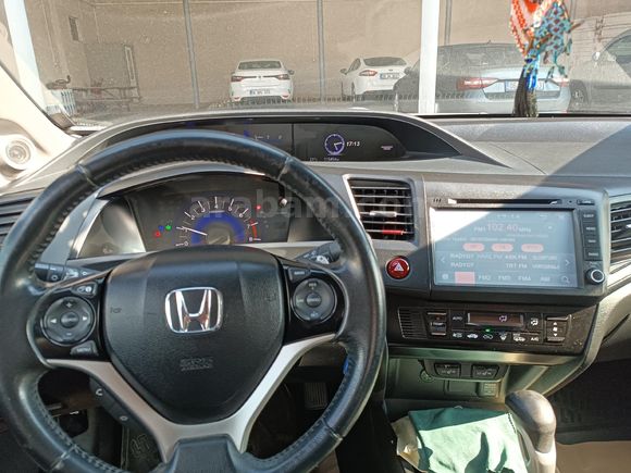 Sahibinden Honda Civic 1.6i VTEC Black Edition 2015 Model