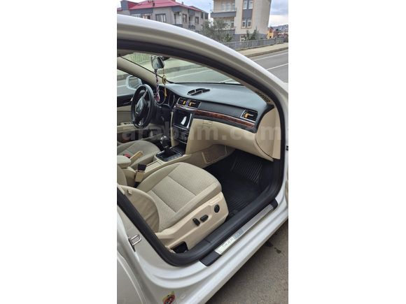 Sahibinden Skoda SuperB 1.6 TDI Elegance 2012 Model