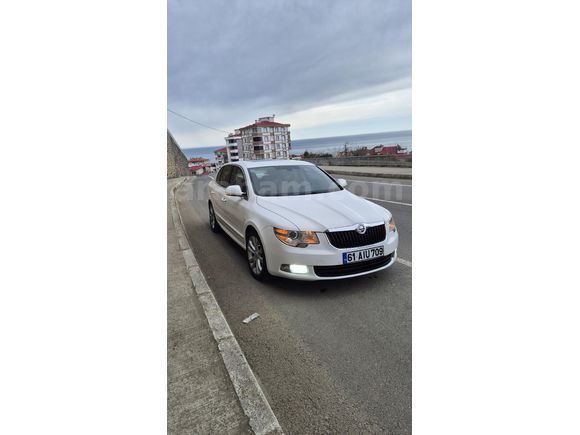 Sahibinden Skoda SuperB 1.6 TDI Elegance 2012 Model