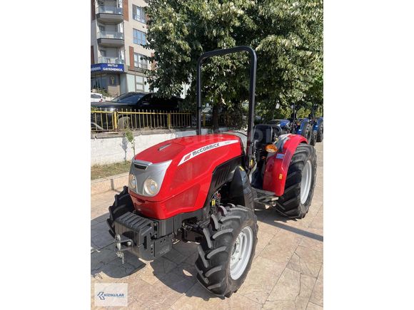 KIZIKLILAR TARIM' dan 2021 MODEL MCCORMICK X3.80F 24J CAM GİBİ
