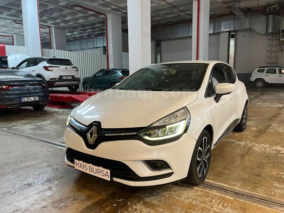 otomobil Renault Clio 1.5 DCI Icon EDC