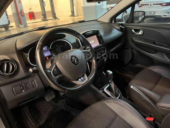 otomobil Renault Clio 1.5 DCI Icon EDC