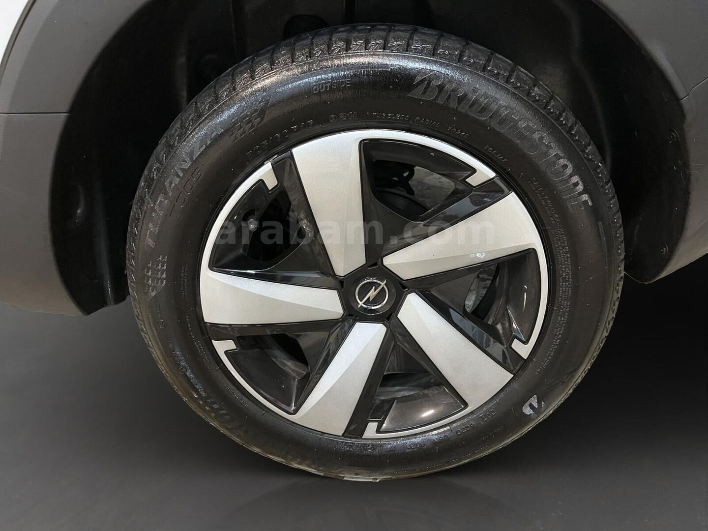 otomobil Opel Crossland 1.2 Turbo Essential 6