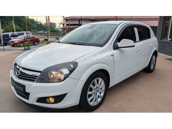 YEŞİL AUTO'DAN 2011 OPEL-ASTRA-1.3CDTI-OTOMATİK