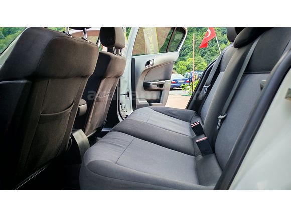 YEŞİL AUTO'DAN 2011 OPEL-ASTRA-1.3CDTI-OTOMATİK